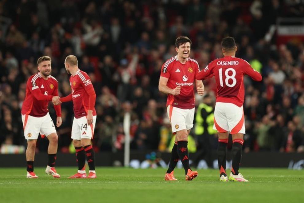 爱游戏官方入口-惊天逆转！足球战队挺进四强