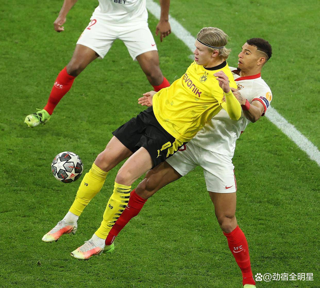 包含多特蒙德险胜中国,拉什福德状态火热的词条 包含多特蒙德险胜中国,拉什福德状态火热的词条