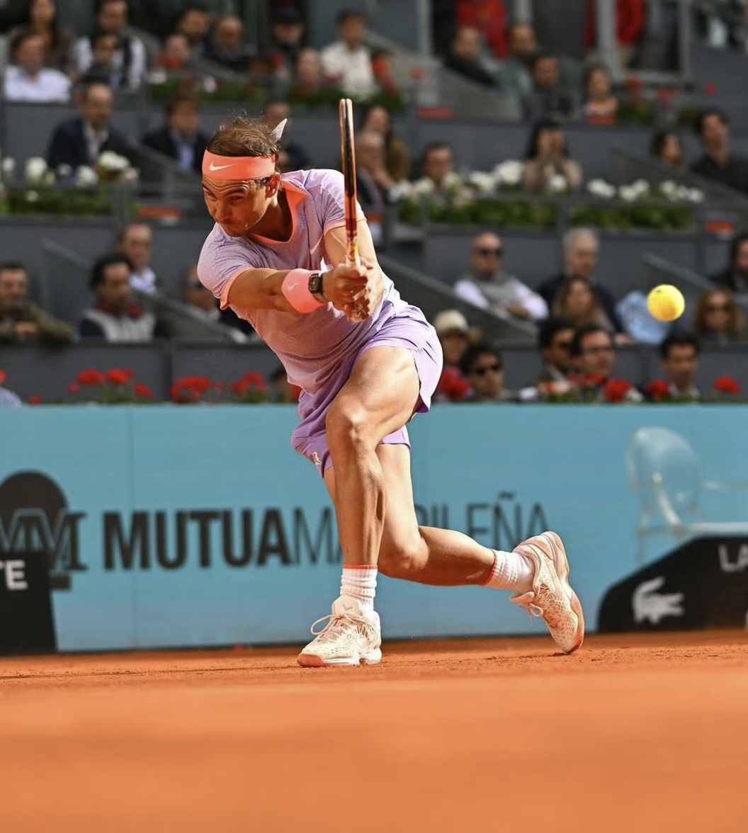 爱游戏大厅-拉沃尔杯翻盘ATP总决赛，纳达尔惊艳四座