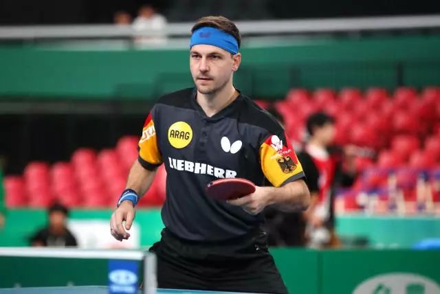 日本队轻取奥地利队，波尔点燃赛场