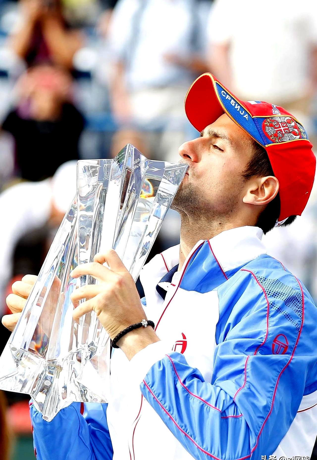 爱游戏tv-戴维斯杯完胜澳网，德约科维奇刷新纪录