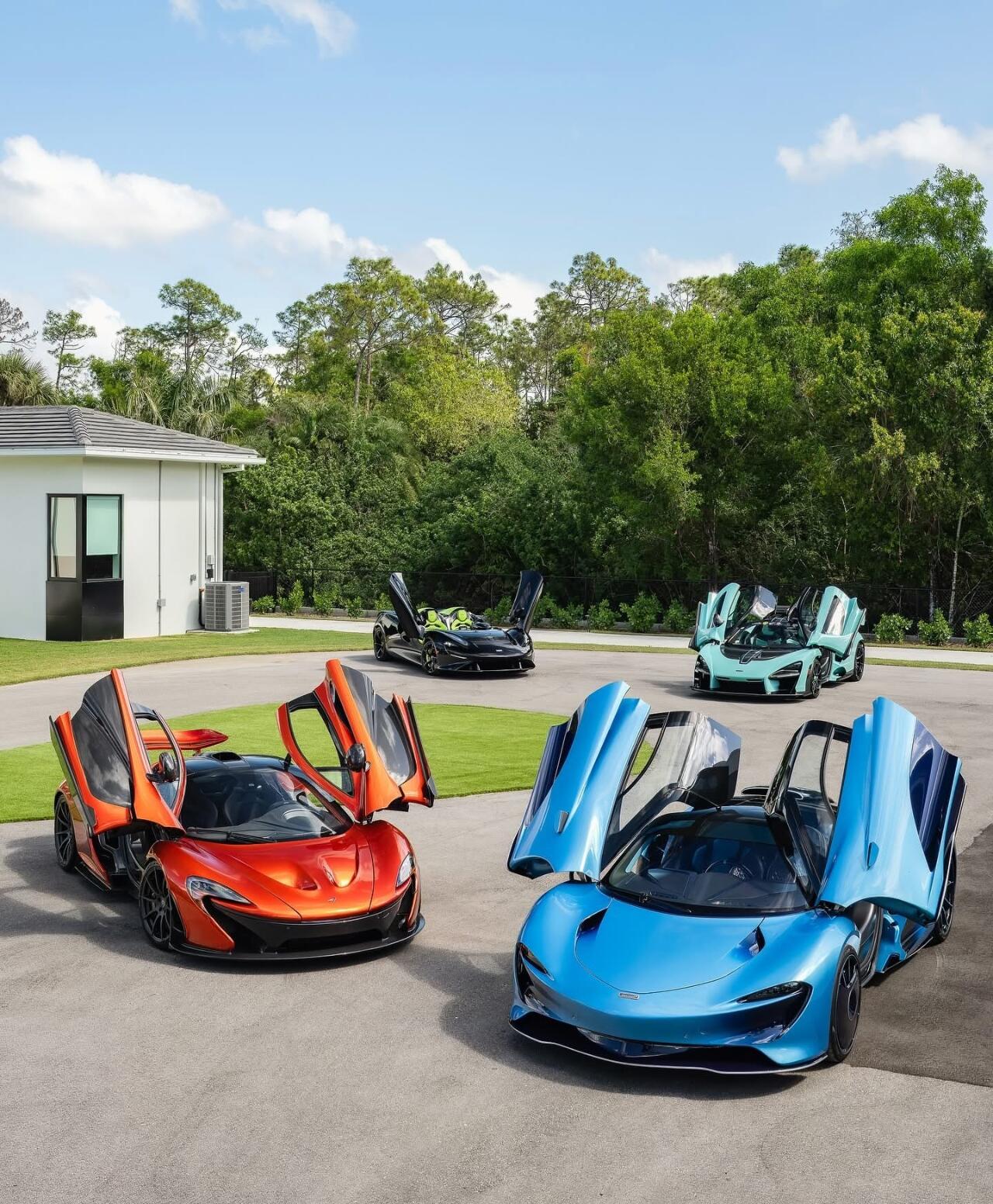 迈凯伦逆转红牛二队，塞恩斯惊艳四座