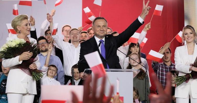 波兰士气高涨，抢得胜利宝座