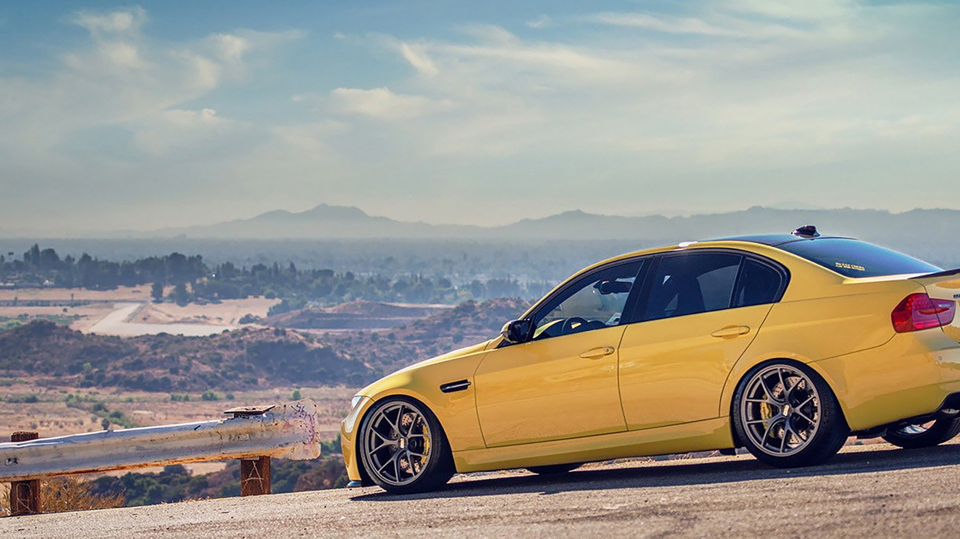 爱游戏在线-霍勒迪关键先生显神威，奇才队轻取76人迎连胜