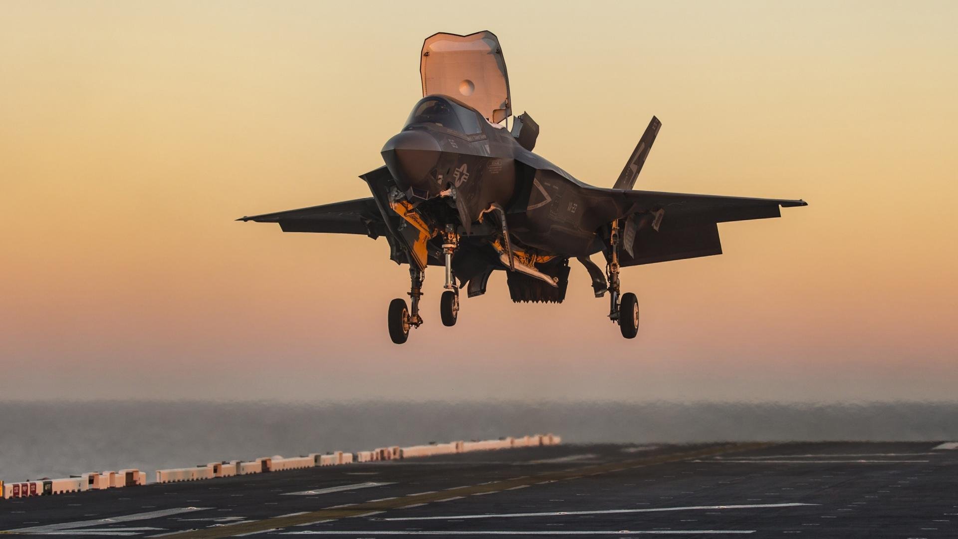 绿茵场上的新月与雄狮，当京多安的左脚写下历史新篇章