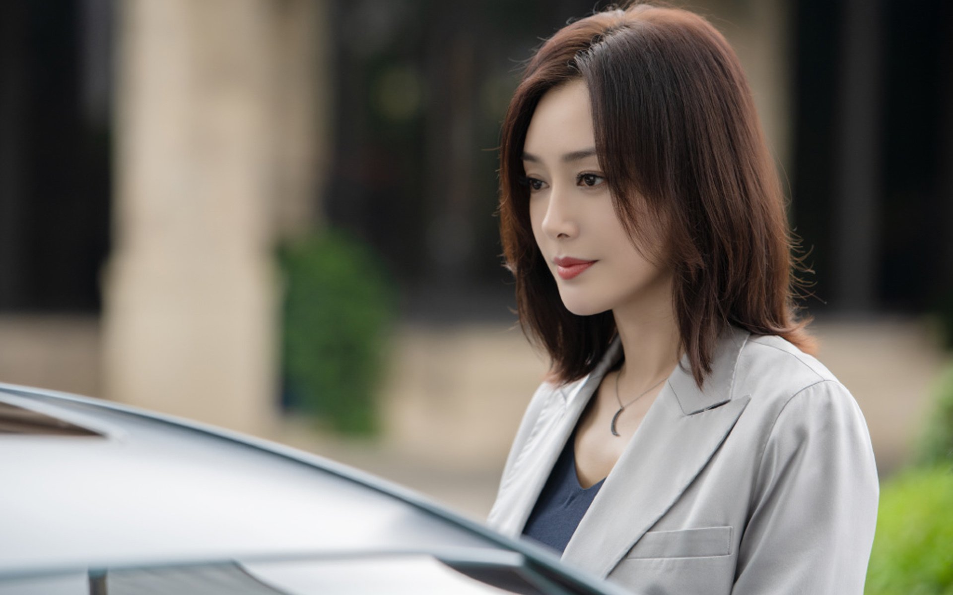 爱游戏在线-极速心跳与终场绝杀，在F1的轰鸣中，听见足球的史诗