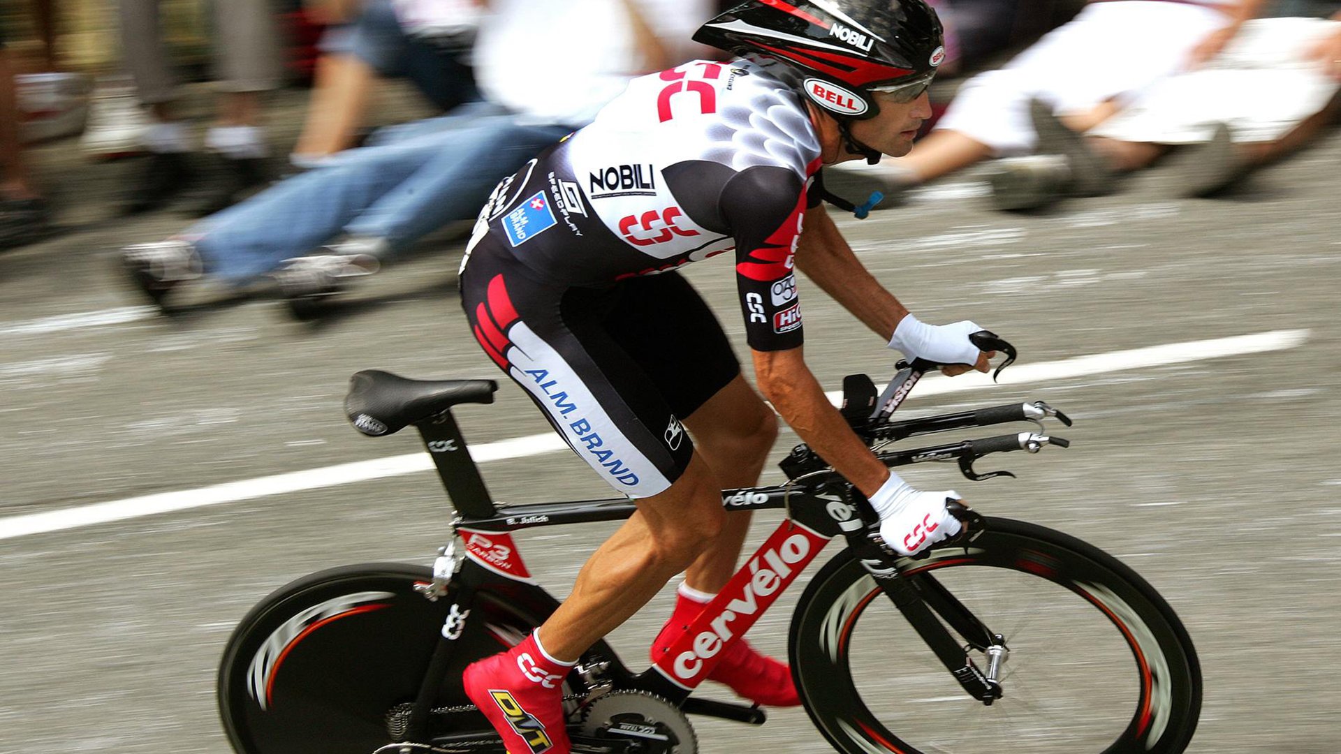 黑色太阳下的钻石之心,当蒂亚戈的弧线击穿钢铁战车